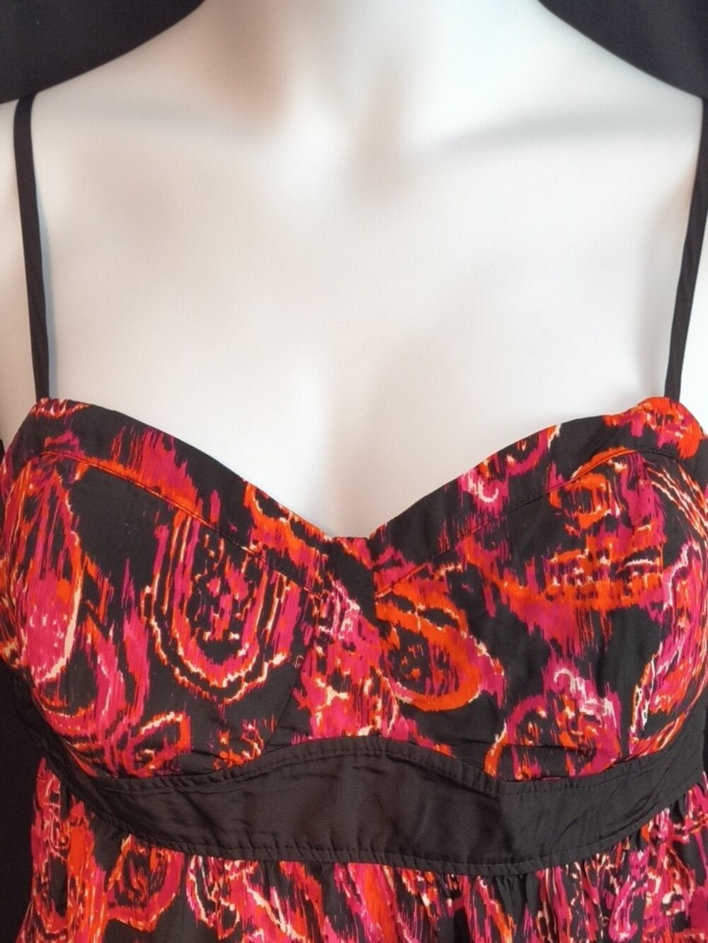 Elle Black Camisole with Pink & Orange Paisley Print - Picture 5 of 15